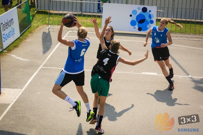 Ilirijanke na 3×3 z dvema ekipama