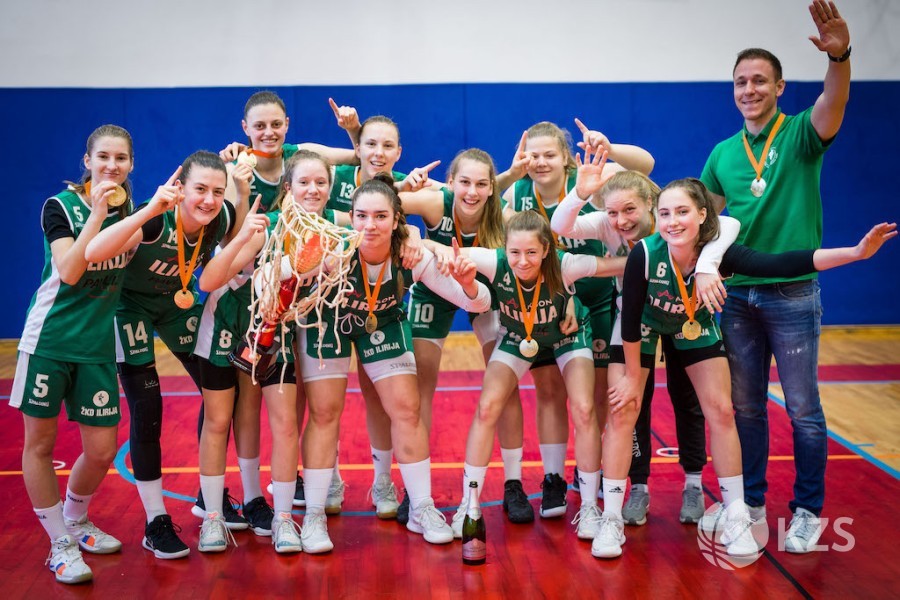 U17A DRŽAVNE PRVAKINJE!